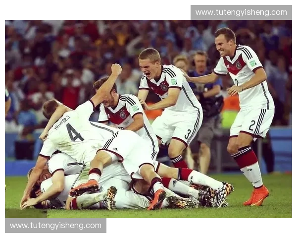 巴西世界杯历程回顾：传奇球队的辉煌与挑战